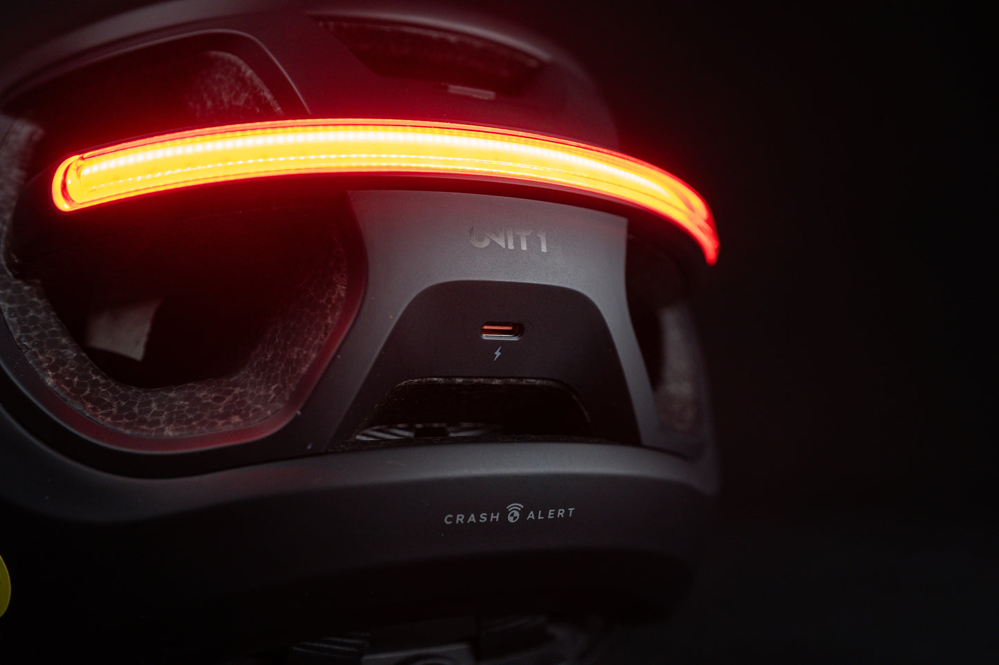 UNIT1 AURA MIPS Smart Helmet / Smart Nav Bundle