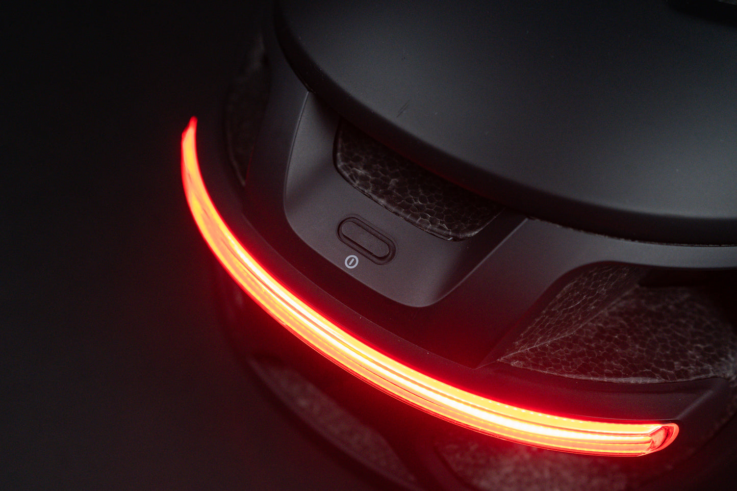 UNIT1 AURA MIPS Smart Helmet / Smart Nav Bundle